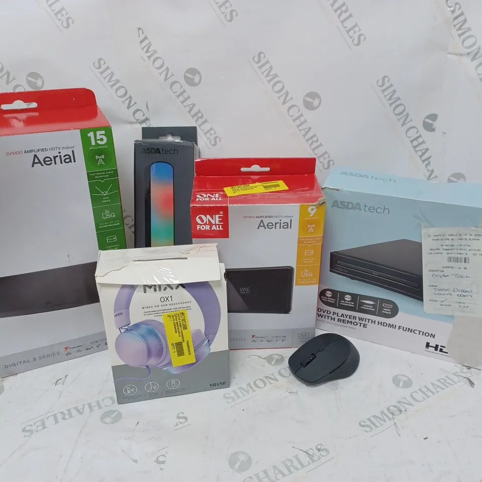 APPROXIMATELY 20 ASSORTED ELECTRICAL ITEMS TO INCLUDE ONE FOR ALL AERIAL, MIXX 0X1 HEADPHONES, DVD PLAYER, ETC
