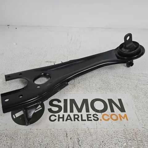 REAR SUSPENSION VEHICLE CONTROL ARM - MODEL UNSPECIFIED