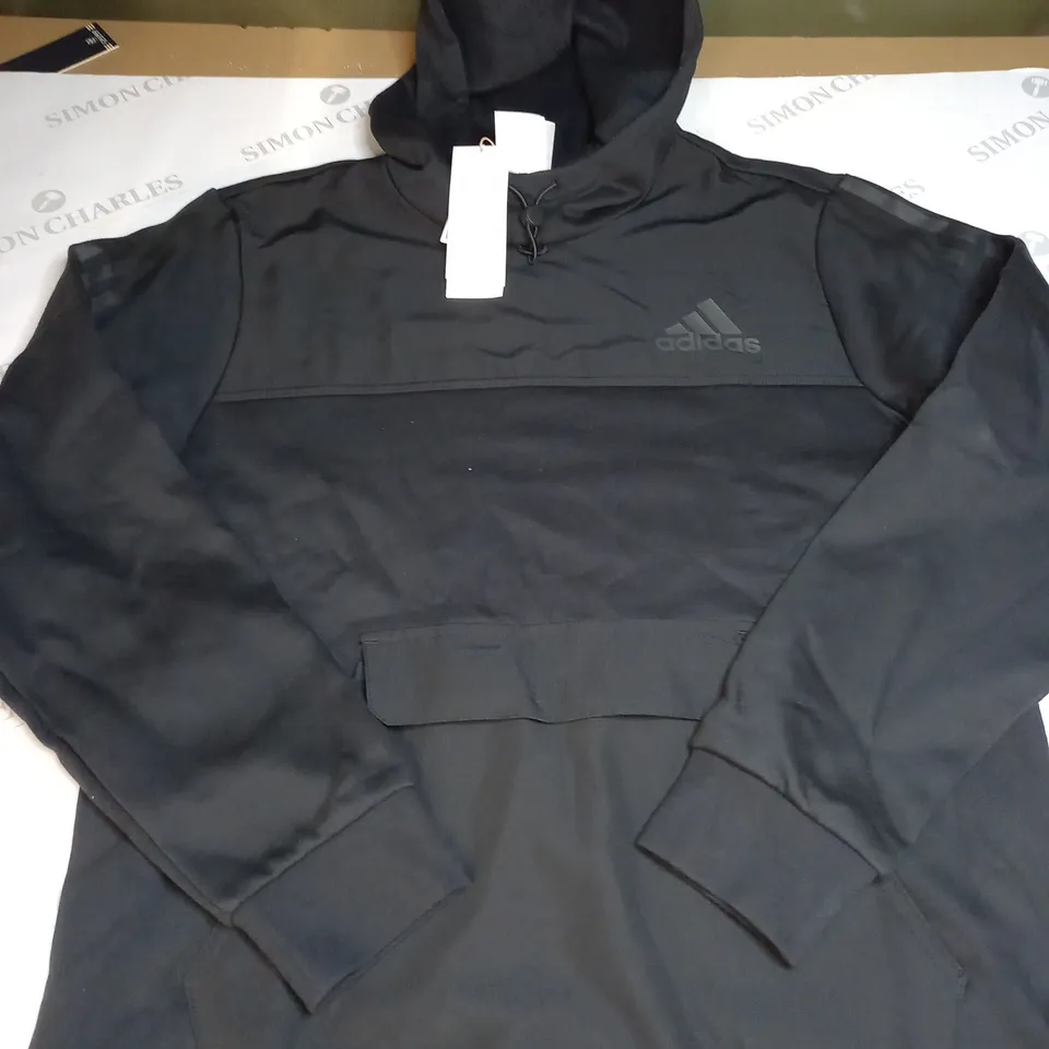 ADIDAS LOGO CASUAL JACKET SIZE M