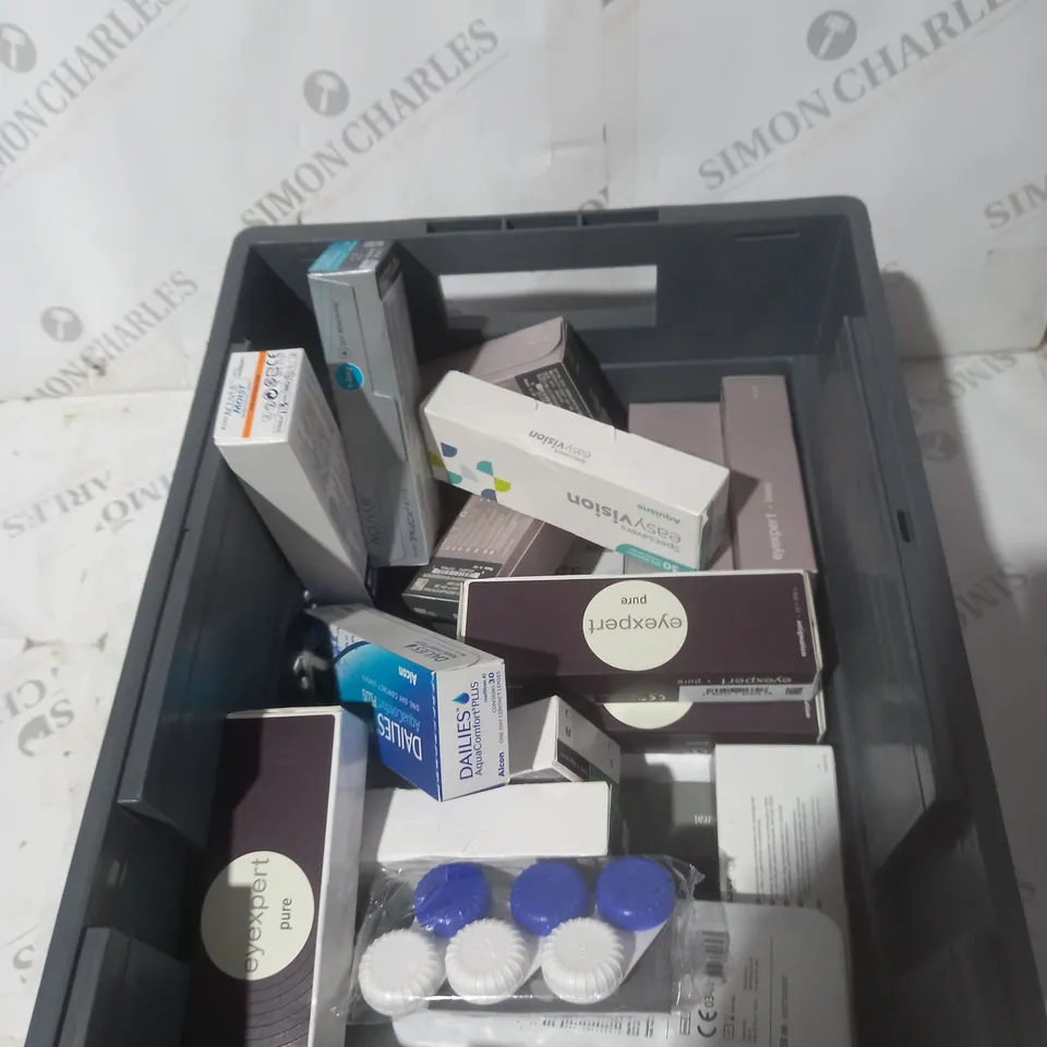 BOX OF APPROXIMATELY 20 ASSORTED CONTACT LENSES AND EYE TREATMENT TO INCLUDE EASY VISION, EYE EXPERT AND ACUVUE