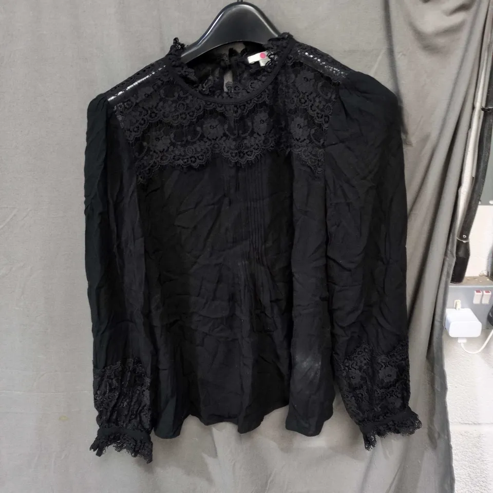 BODEN BLACK LACE BLOUSE - SIZE 12