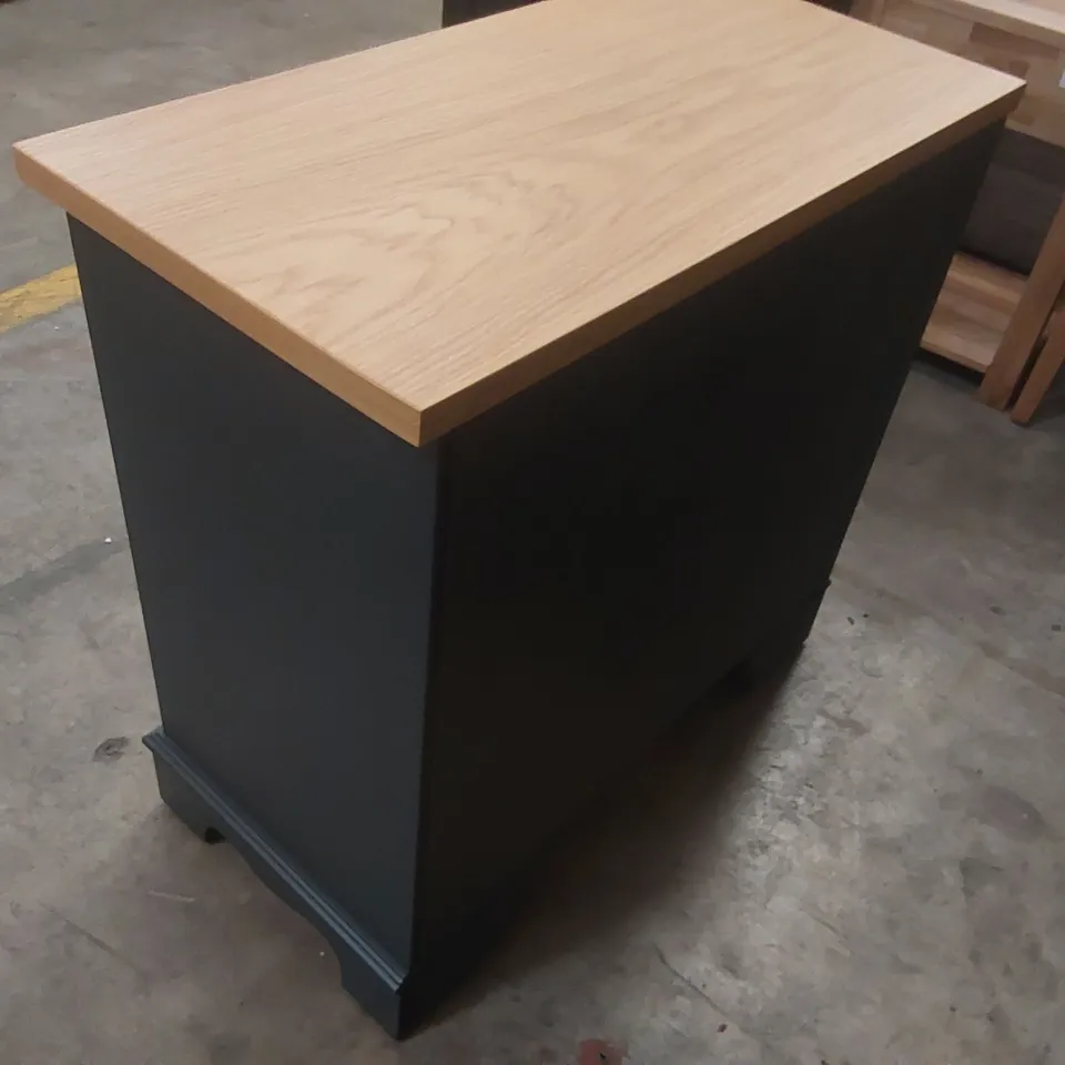 DESIGNER 5 DRAWER WOODEN CHEST OF DRAWERS