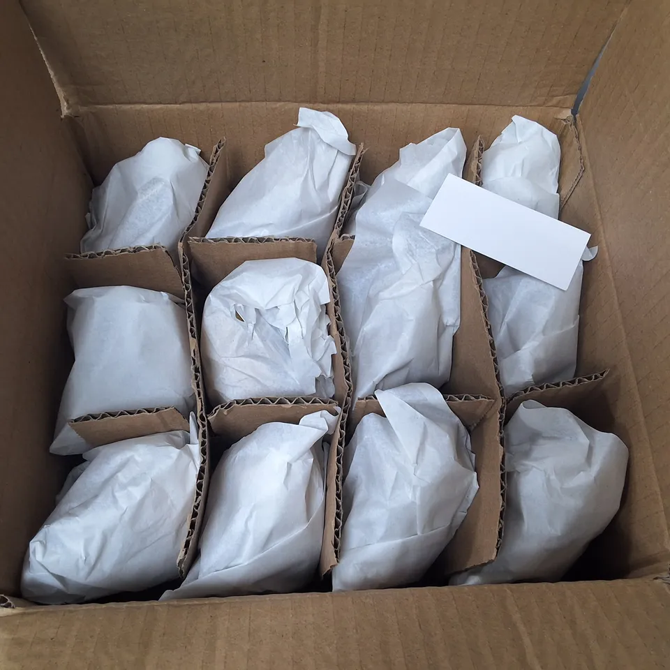 SET OF 12 GISELA GRAHAM ROBINSON SHAPED HANGING TREE DECORATIONS