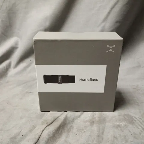 HUMEBAND WEARABLE FITNESS TRACKER – BOXED