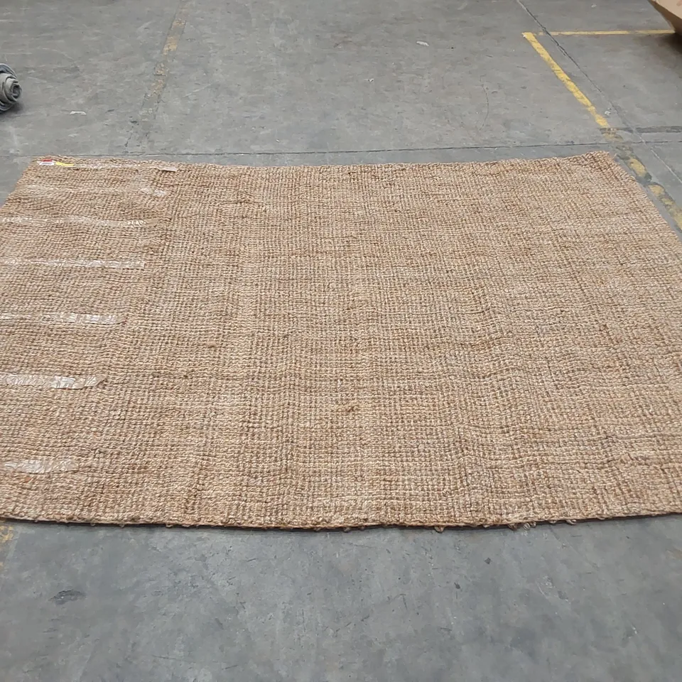 CARO SISAL HANDWOVEN BROWN INDOOR JUTE RUG // SIZE: 240 X 330cm