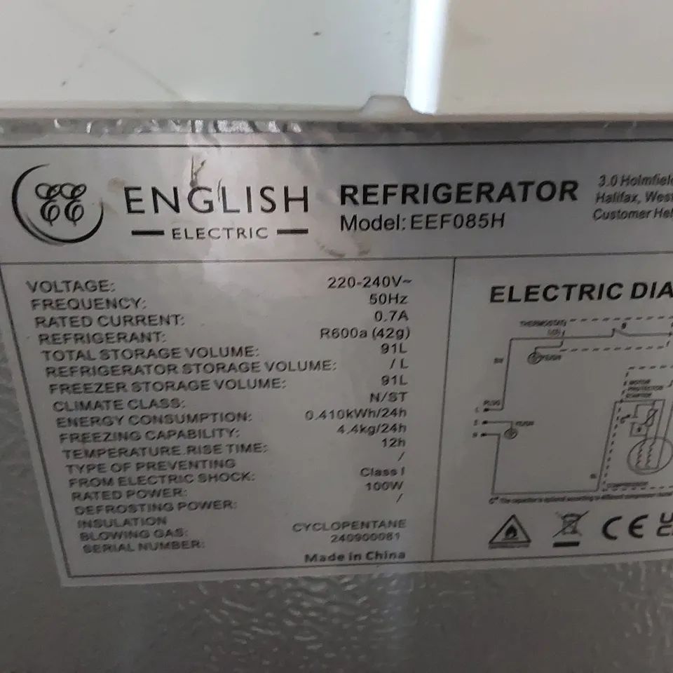 ENGLISH ELECTRIC UNDER COUNTER FREEZER EEF085H 91 LITRE 55CM WIDE, WHITE, REVERSIBLE DOOR - 4 FREEZER DRAWERS