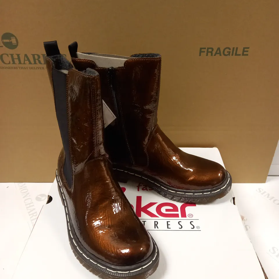 RIEKER TALL CHELSEA BOOT BRONZE - SIZE 6