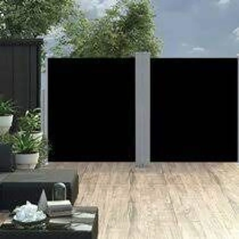 BOXED SIDE AWNING BLACK 1.6 × 6M