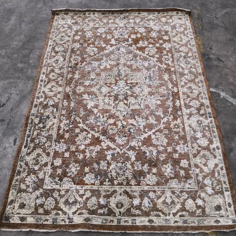 ORIENTAL-STYLE BROWN RUG WITH CREAM FLORAL PATTERN (150X230CM)