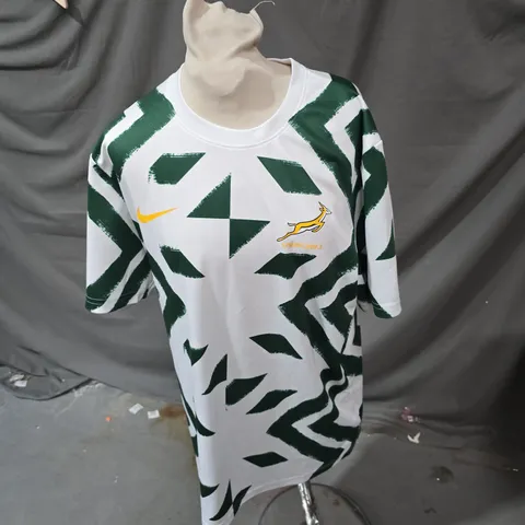 NIKE SOUTH AFRICA FOOTBALL JERSEY – WHITE WITH GREEN GEOMETRIC PATTERN, SIZE L