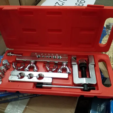 BOX CONTAINING APPROXIMATELY 6 BLIZZARD CT-275 FLARING & SWAGING TOOL KITS (45°) 