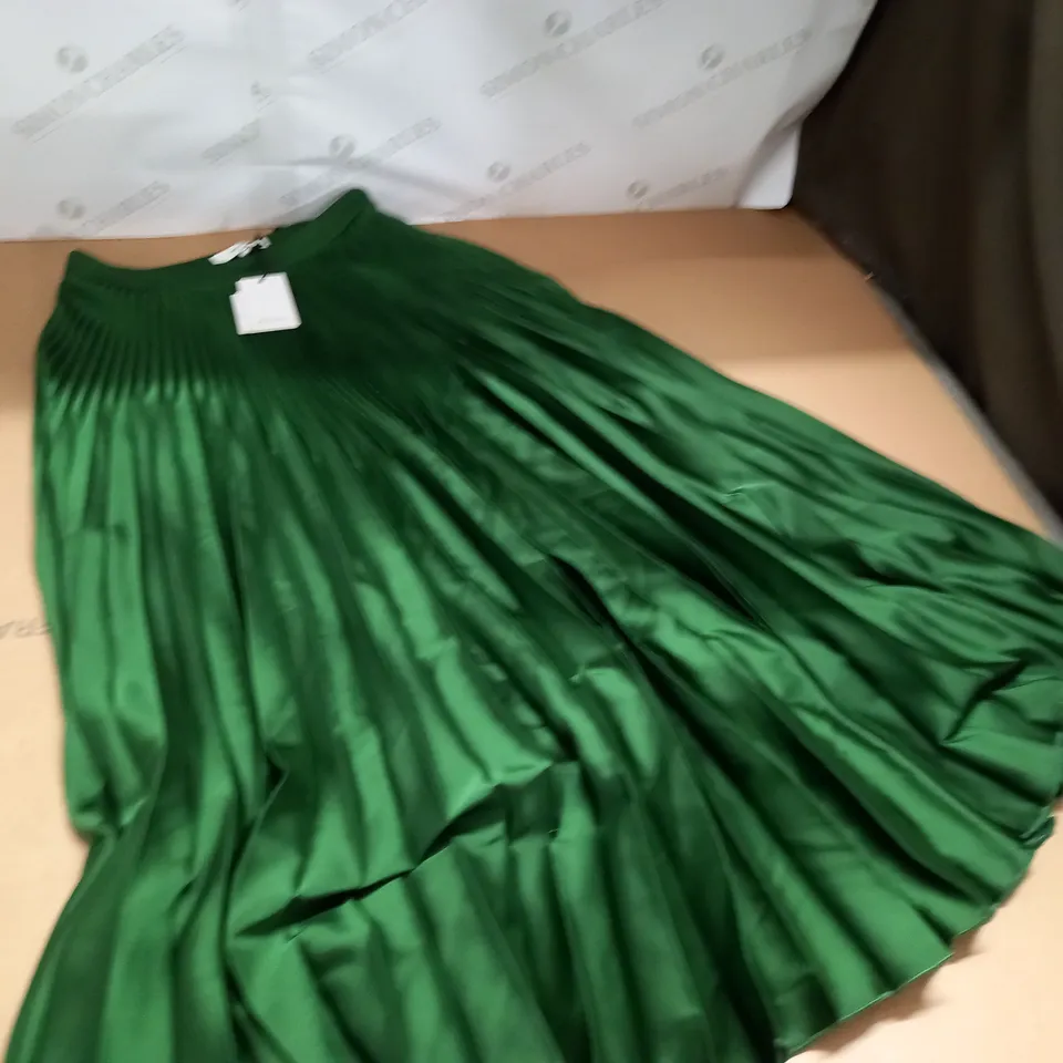 REISS GREEN PLEATED SKIRT - UK 10