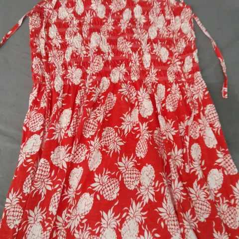 HUSH SMOCKED JERSEY DRESS IN RED W. PINEAPPLE PATTERN SIZE 8