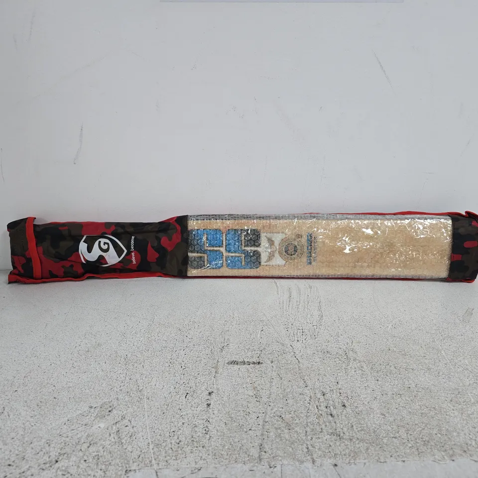SMACKER BLASTER CRICKET BAT PREMIUM ENGLISH WILLOW IN CARRY CASE
