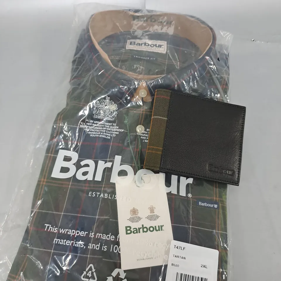 BARBOUR TAILORED FIT SHIRT - 2XL WITH MATCHING WALLET