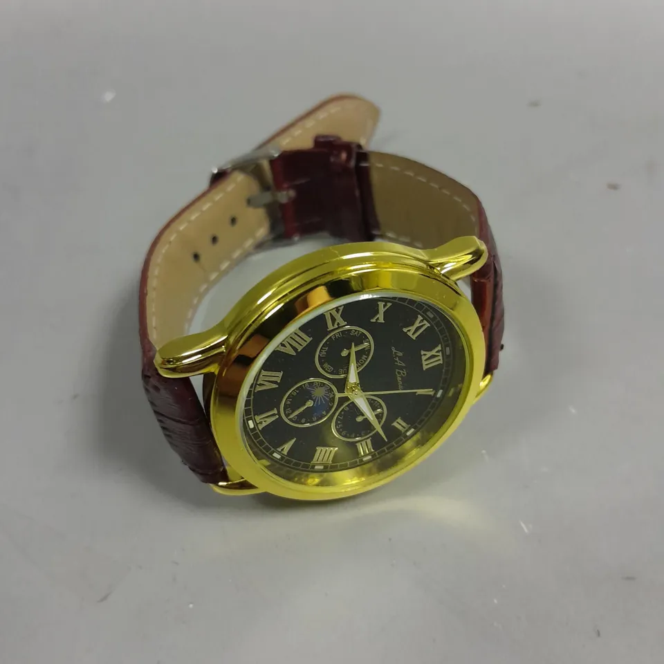 MENS LA BANUS WATCH – GOLD COLOUR CASE – LEATHER STRAP