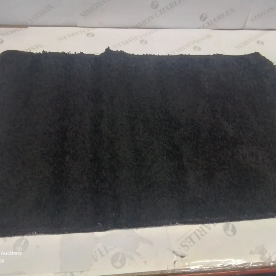 BRAND NEW PACO HOME 505 BLACK 50X80 BATH MAT