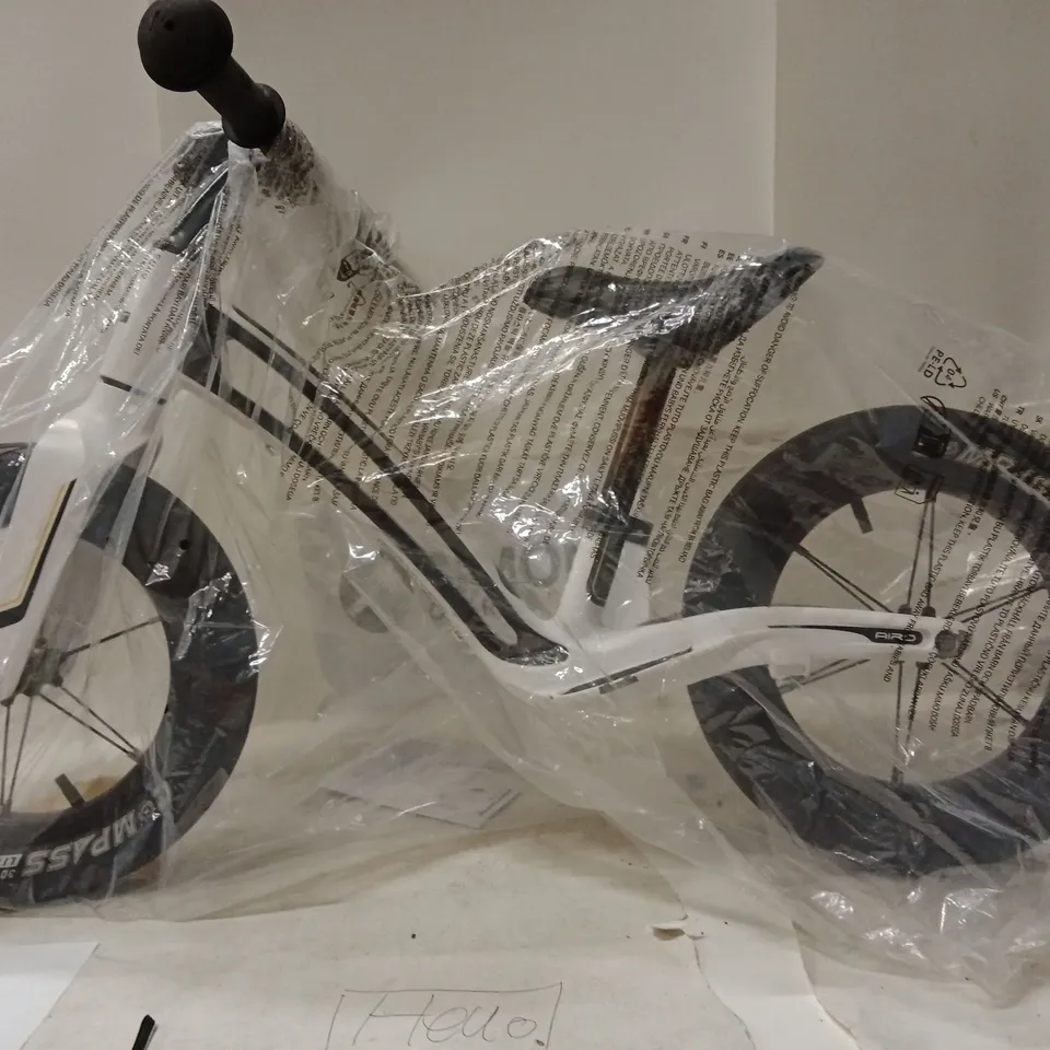 HORNIT CHILDREN'S BALANCE BIKE – WHITE FRAME WITH BLACK WHEELS, WRAPPED IN PROTECTIVE PLASTIC