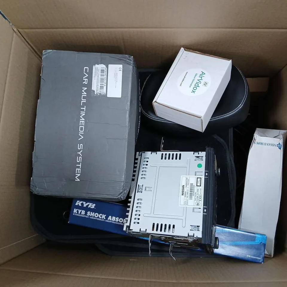 APPROXIMATELY 15 ASSORTED VEHICLE PARTS & ACCESSORIES TO INCLUDE CAR STEREO, CAR MULTIMEDIA SYSTEM, KYB SHOCK ABSORBER, ETC - COLLECTION ONLY