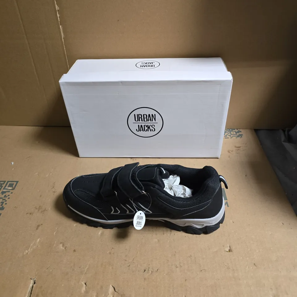 URBAN JACKS BLACK VELCRO TRAINERS - UK SIZE 10 