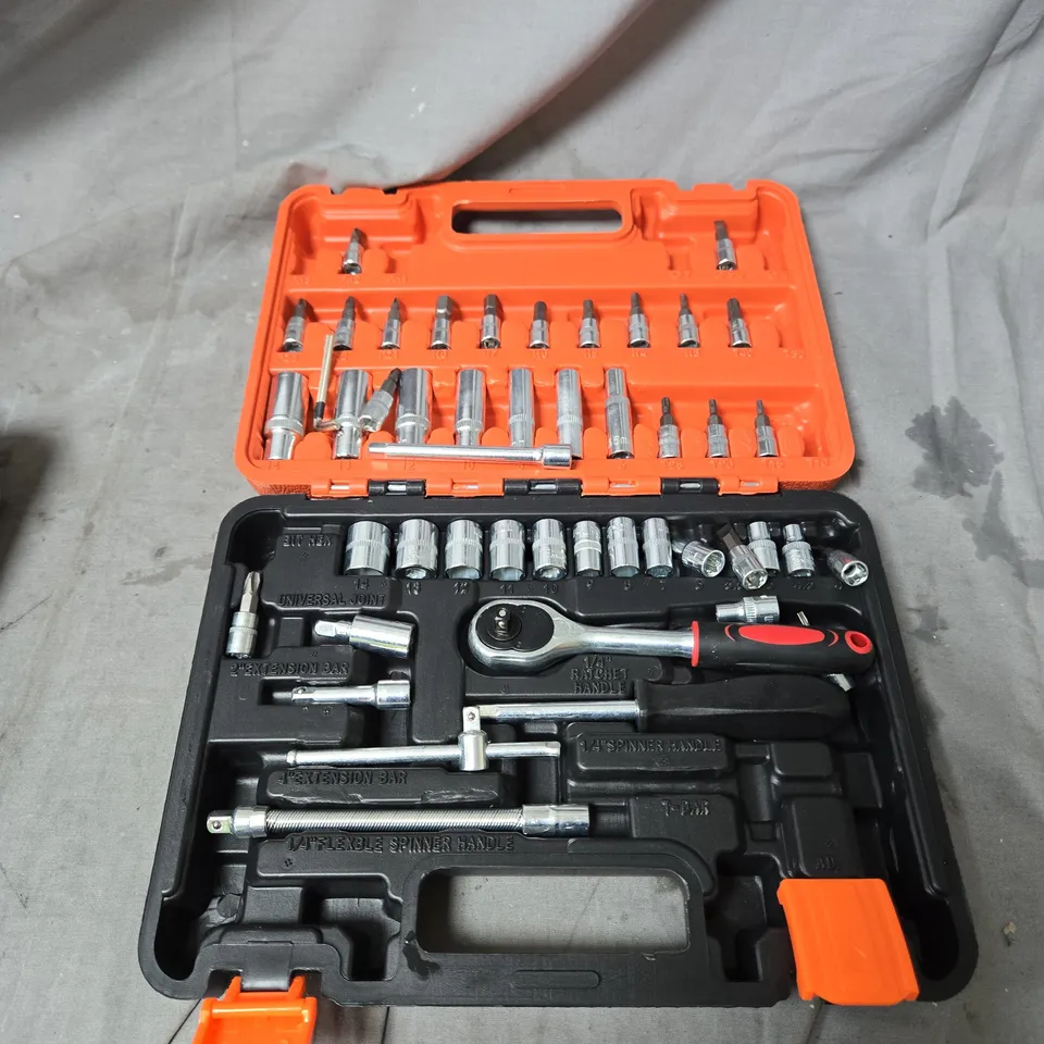NEW TOOLS 53-PIECE 1/4" DRIVE SOCKET & BIT SET IN ORANGE CASE