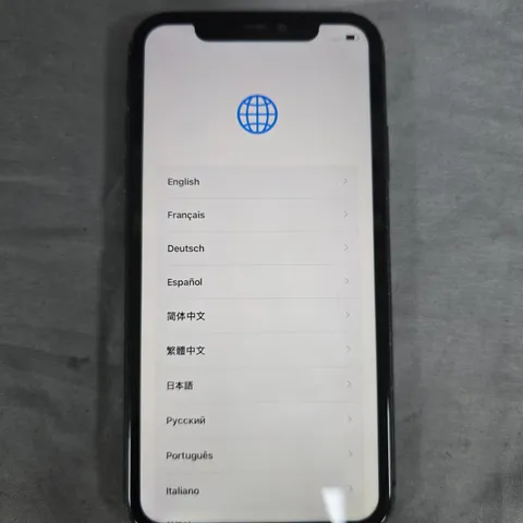 APPLE IPHONE 11 (64GB)