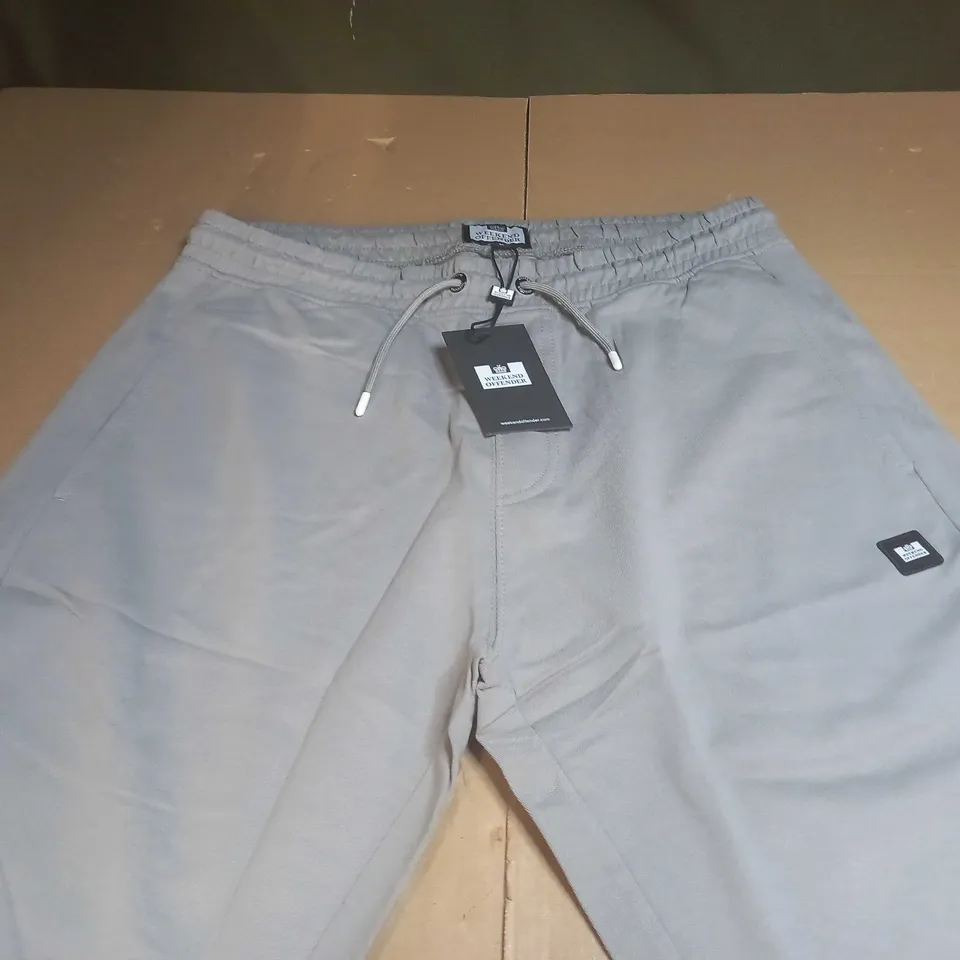 WEEKEND OFFENDER GREY SHORTS SIZE L