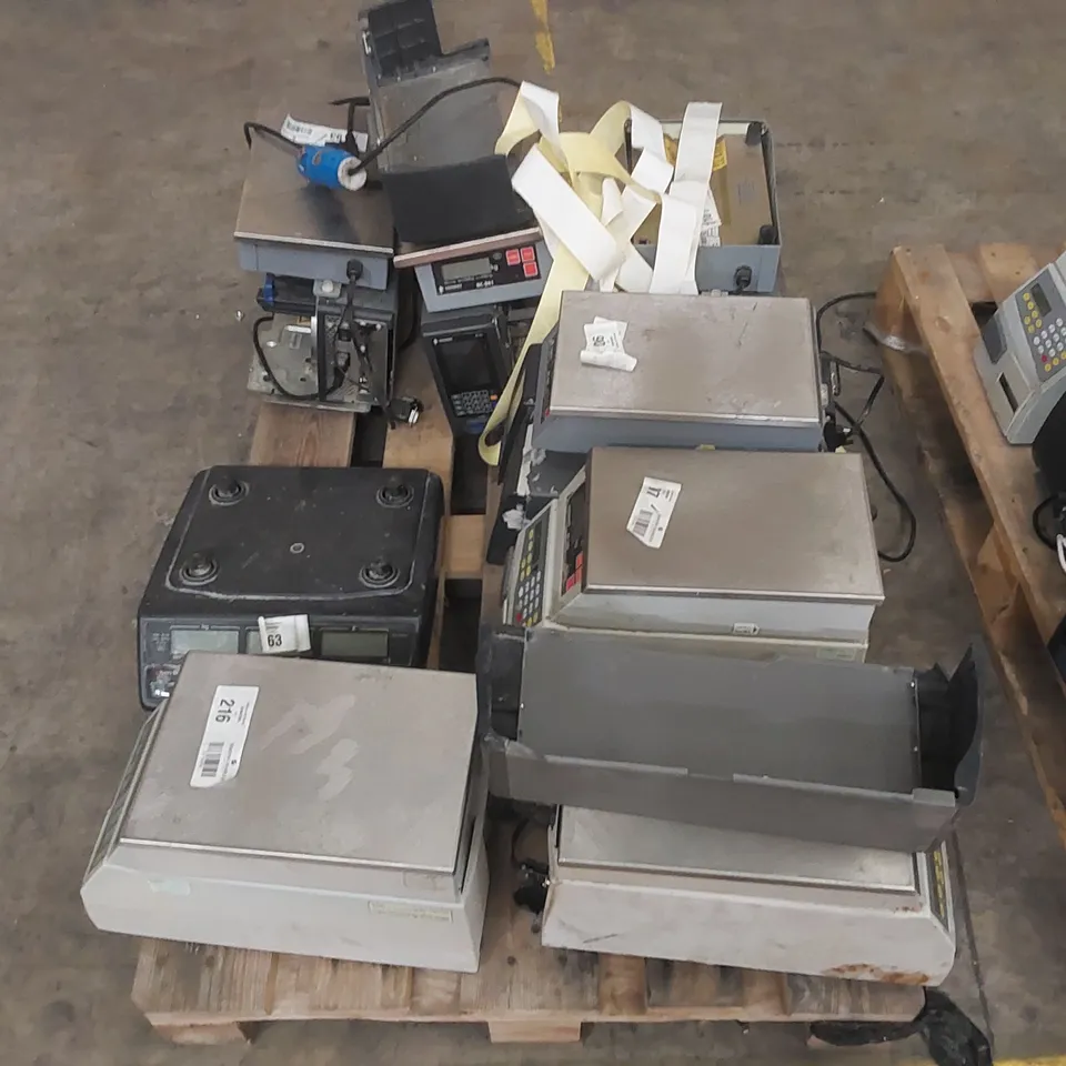 PALLET CONTAINING ASSORTED COMMERCIAL SCALES/RECEIPT MACHINES