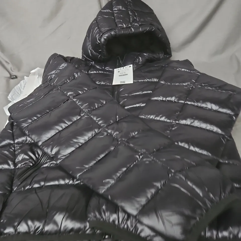 BERSHKA BLACK HOODED PUFFER JACKET – WOMEN'S XS (UK 6 / EU 34)