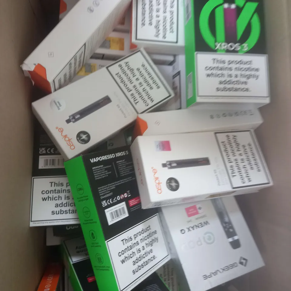 BOX OF APPROXIMATELY 15 ASSORTED E-CIGARATTES TO INCLUDE VAPORESSO, GEEKVAPE, ASPIRE ETC
