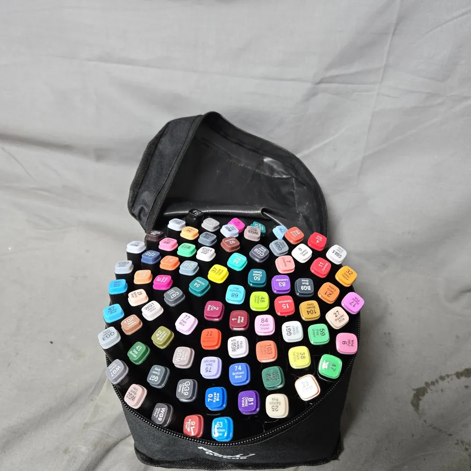 ASSORTED ART MARKERS IN BLACK ROLL-UP POUCH