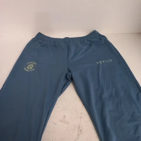 LUTON TOWN FC TRACK SHORTS BY REFLO – UK L (MEN'S)