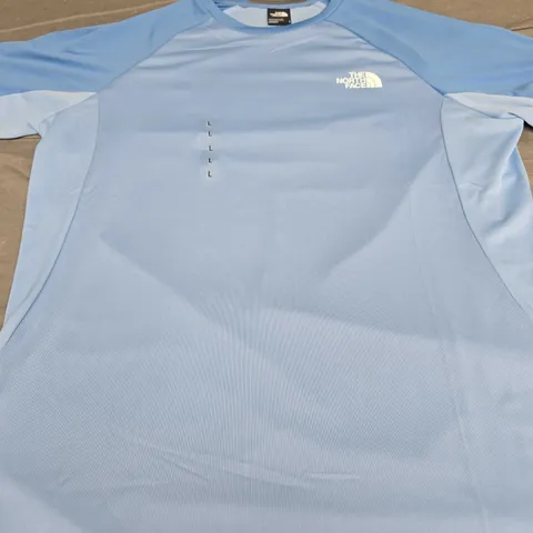THE NORTH FACE LOGO TEE - SIZE LARGE