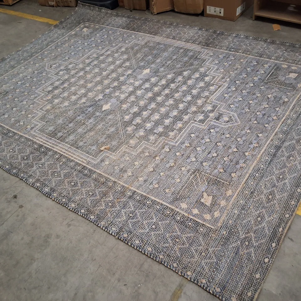 BLUE-GREY GEOMETRIC PATTERN RUG APPROXIMATELY 240×330CM