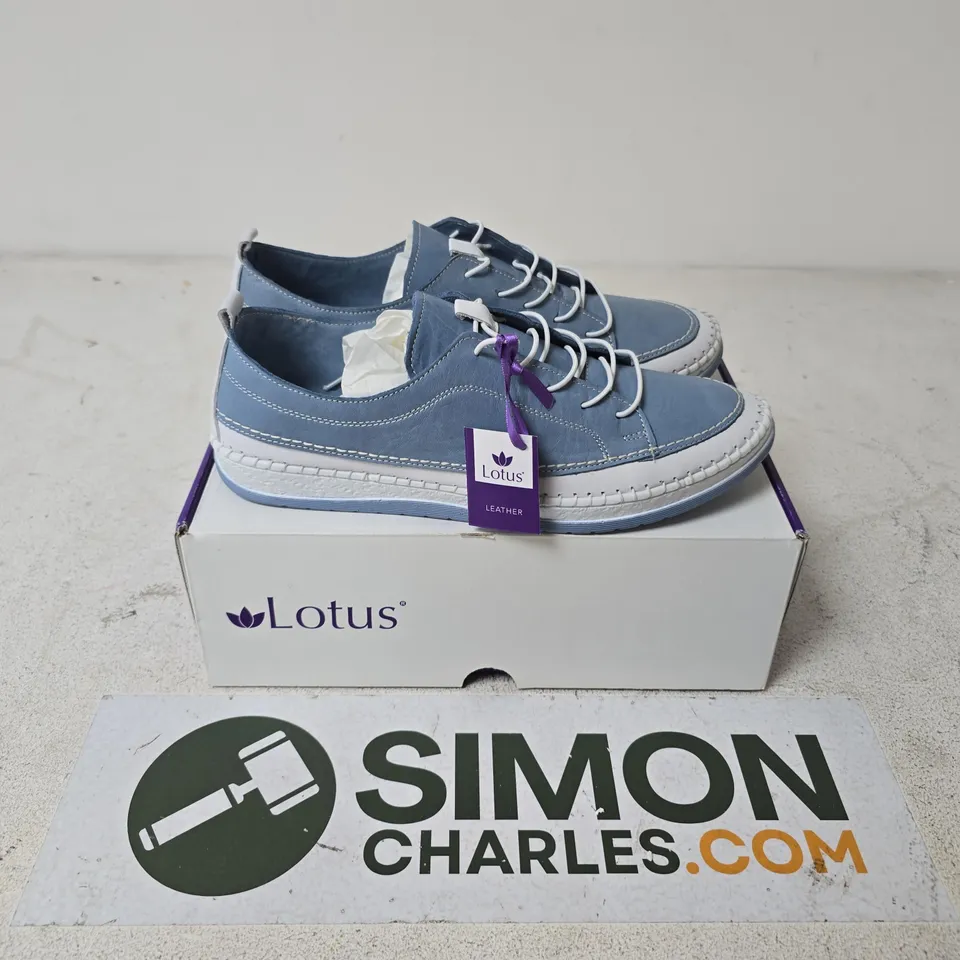BOXED PAIR OF LOTUS RIMINI SHOES IN BLUE - EU 42
