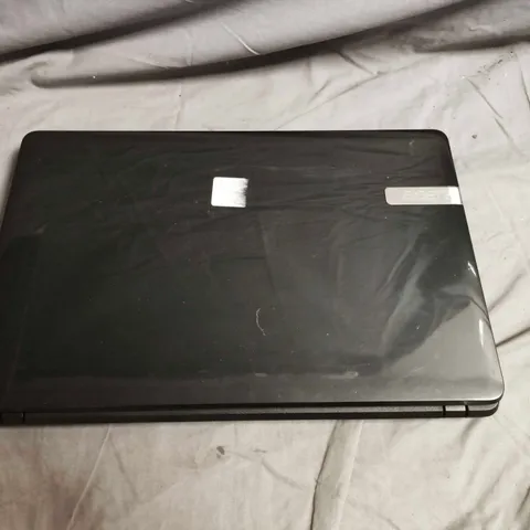 ACER ASPIRE E1-571 LAPTOP – INTEL CORE I5 – 15.6" DISPLAY