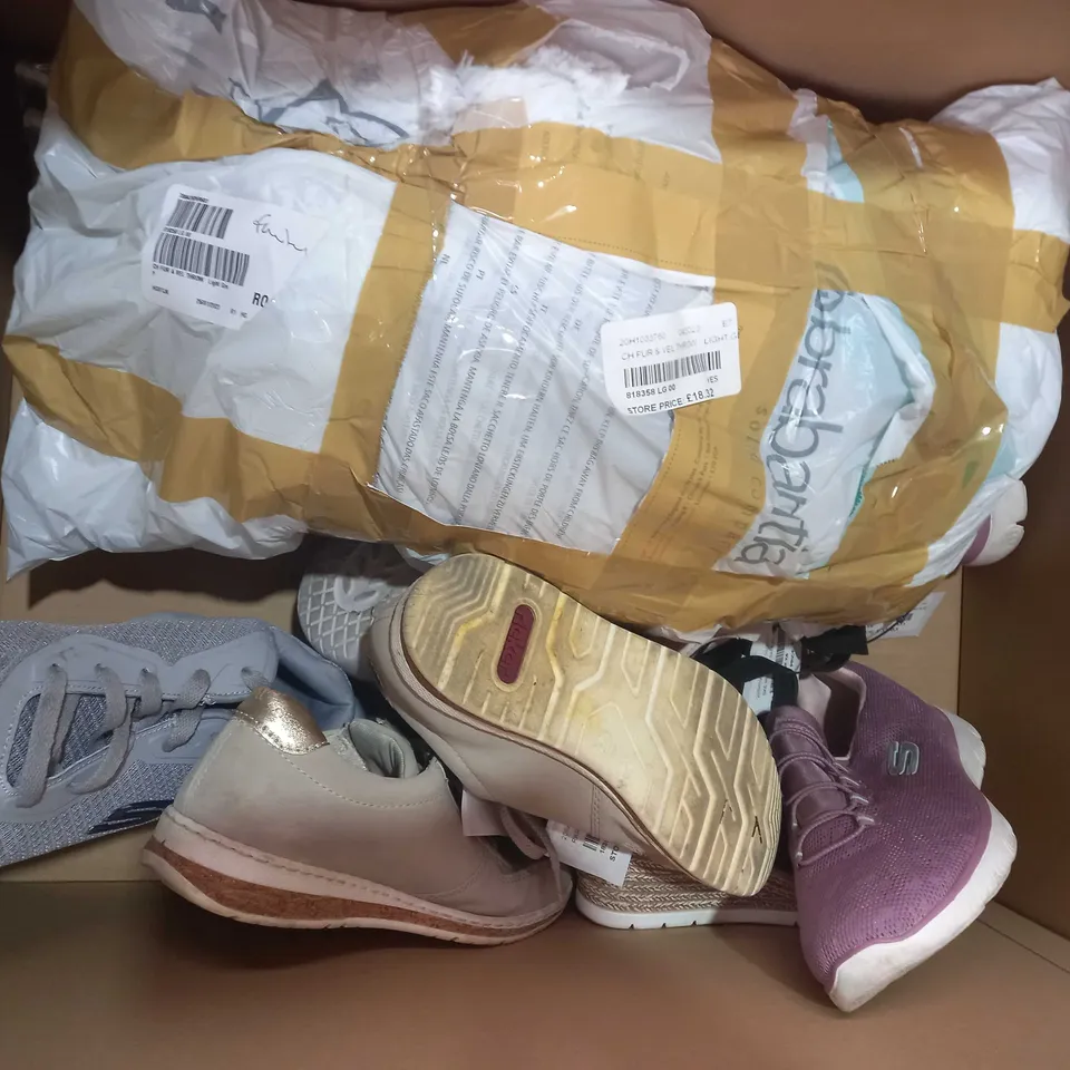 BOX OF APPROXIMATELY 8 ASSORTED HOUSEHOLD AND FOOTWEAR ITEMS IN VARIOUS STYLES AND SIZES TO INCLUDE DUNE, SKECHERS, ETC