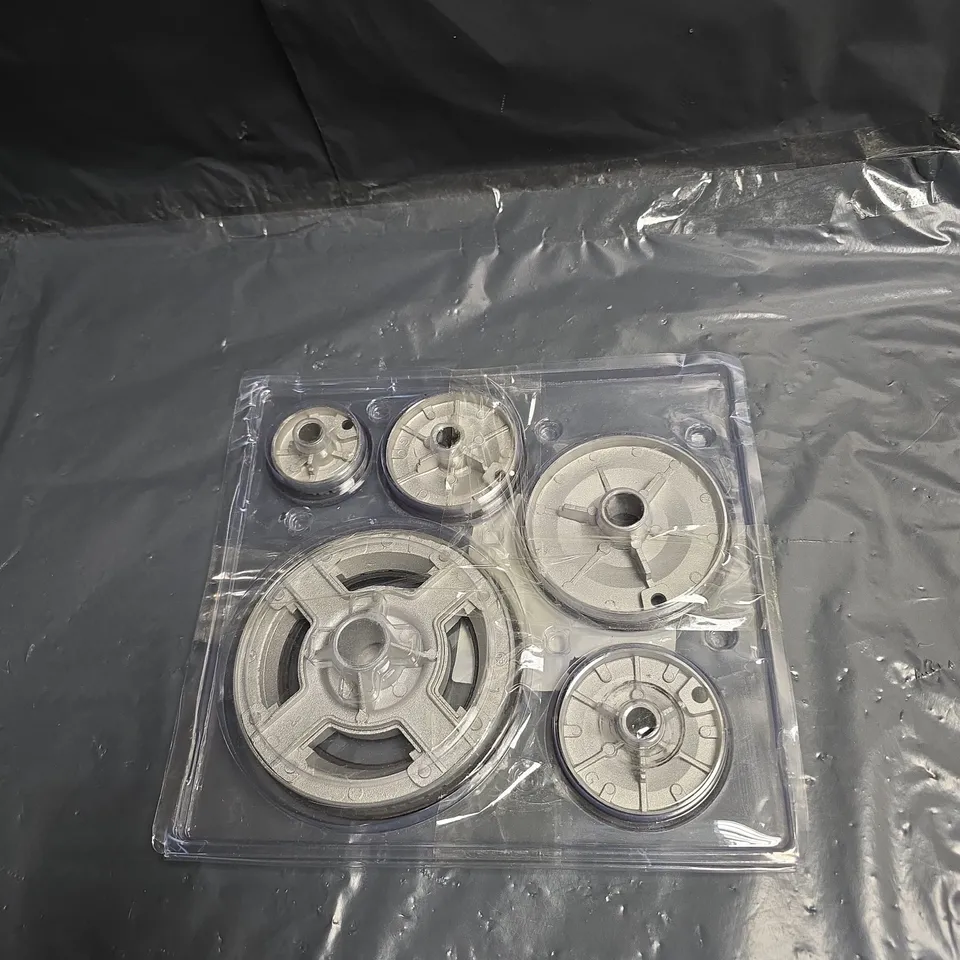 METAL GEAR COMPONENTS SET IN BLISTER PACK – CIRCULAR DISCS AND HUBS .