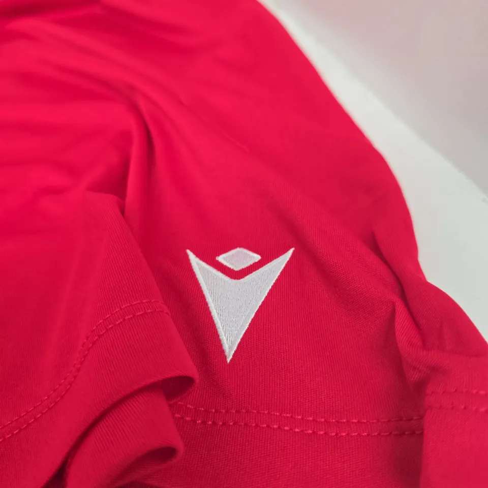MACRON GALAX SHORT RED – SIZE S