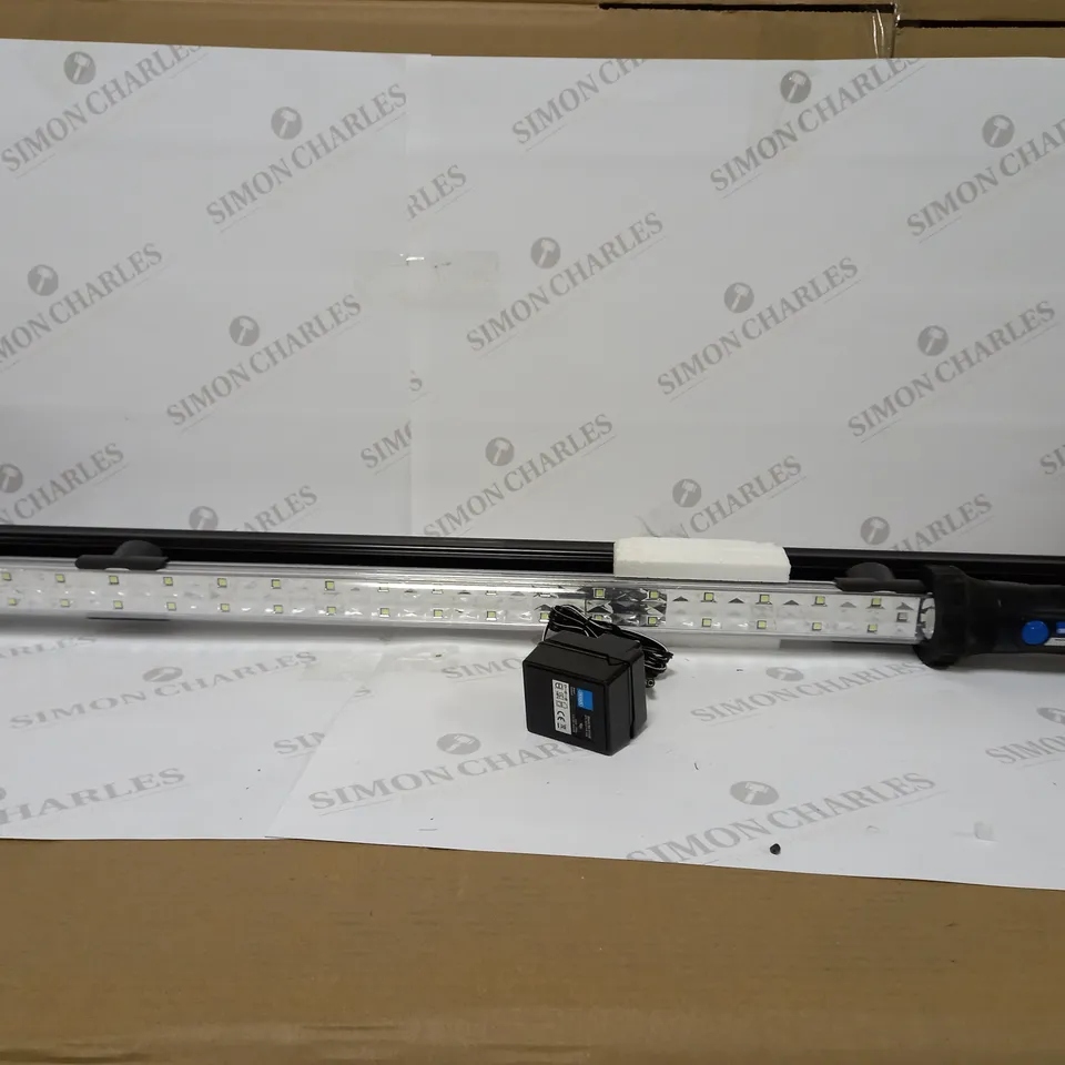 DRAPER TOOLS LTD DRAPER 51328 36 SMD LED RECHARGEABLE UNDERBONNET MAGNETIC INSPECTION LAMP