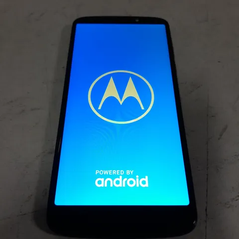 MOTOROLA MOBILE PHONE