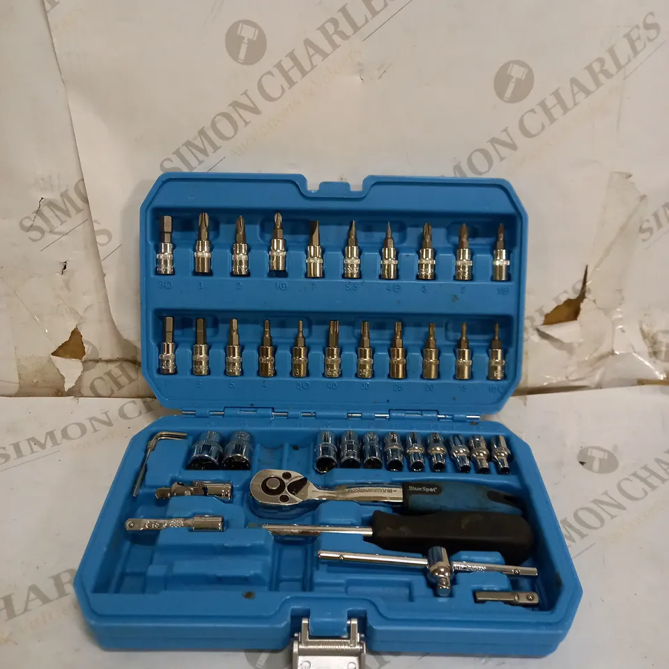 BLUE SPOT 01530 46 PIECE 1/4" CHROME VANADIUM SOCKET SET
