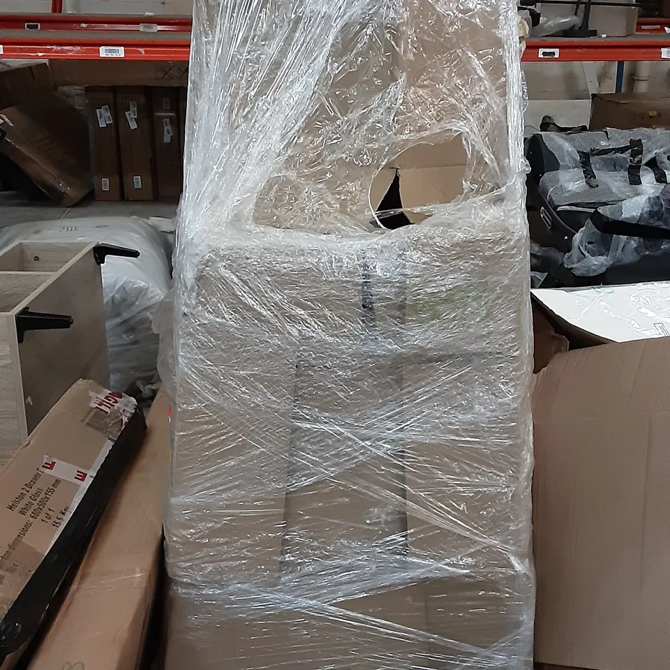 BOXED 76CM BAR STOOL IN BLACK 