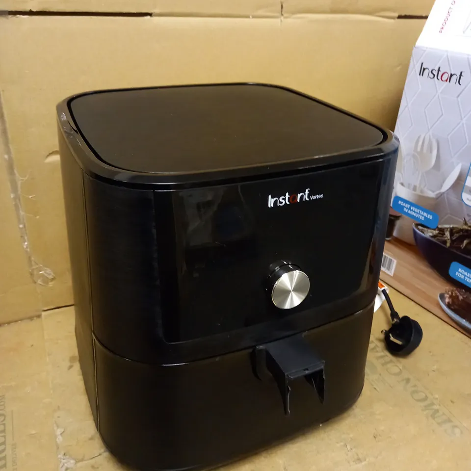 INSTANT POT VORTEX AIR FRYER