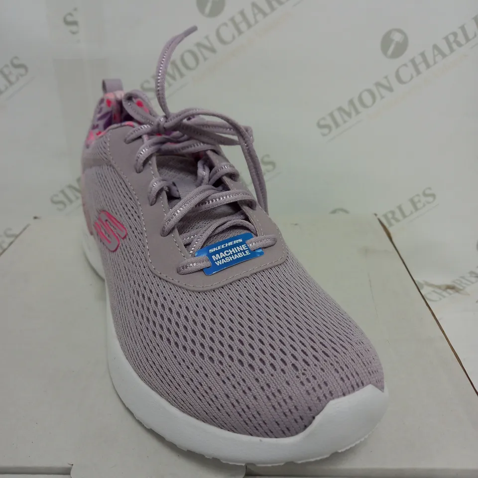 BOXED PAIR OF PINK SKETCH-AIR TRAINERS SIZE 6.5