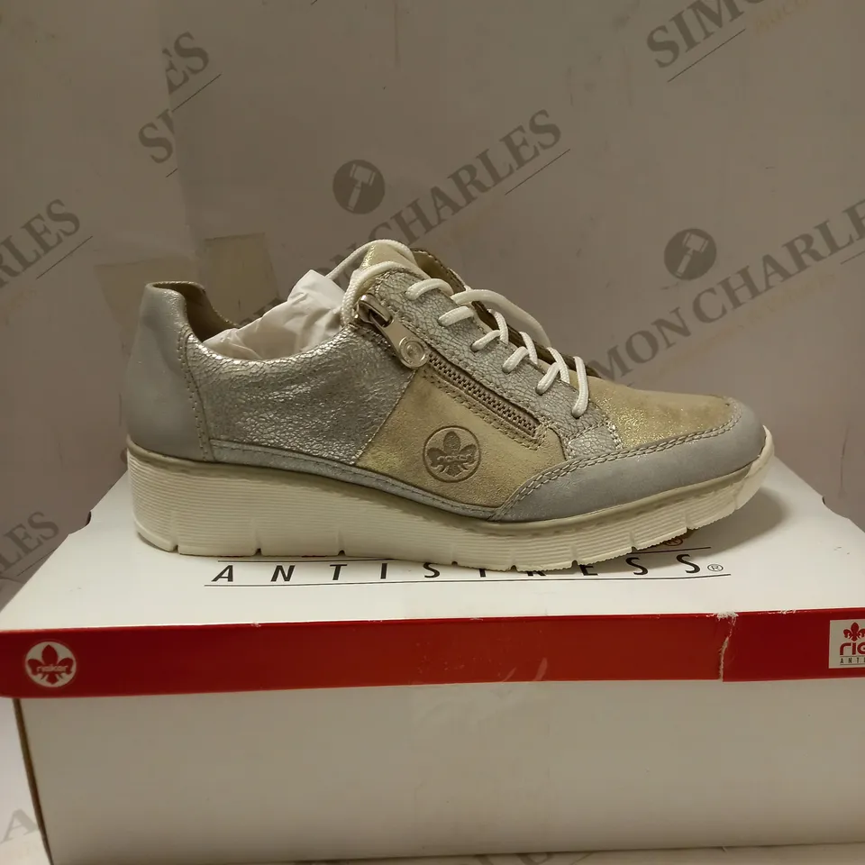 PAIR OF RIEKER METALLIC SILVER LACE UP TRAINERS - SIZE 6.5
