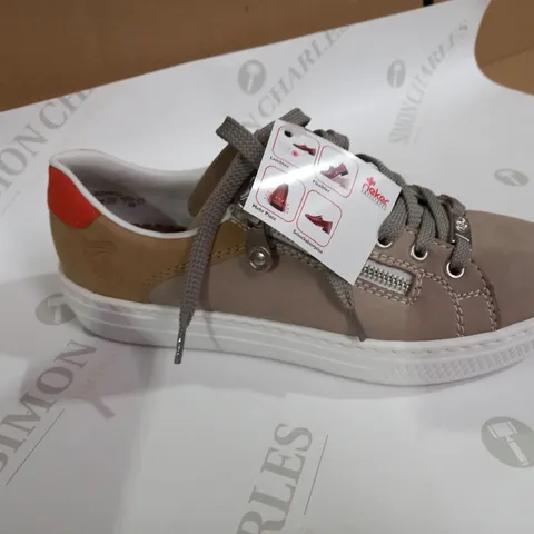 RIEKER GREY SHOES SIZE 5