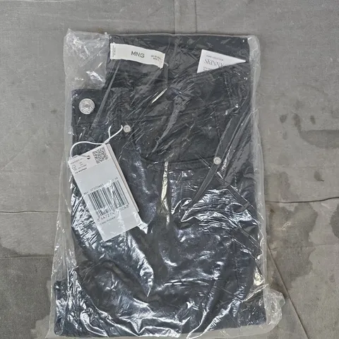 MANGO LOW WAIST SKINNY JEANS IN BLACK SIZE EU 34