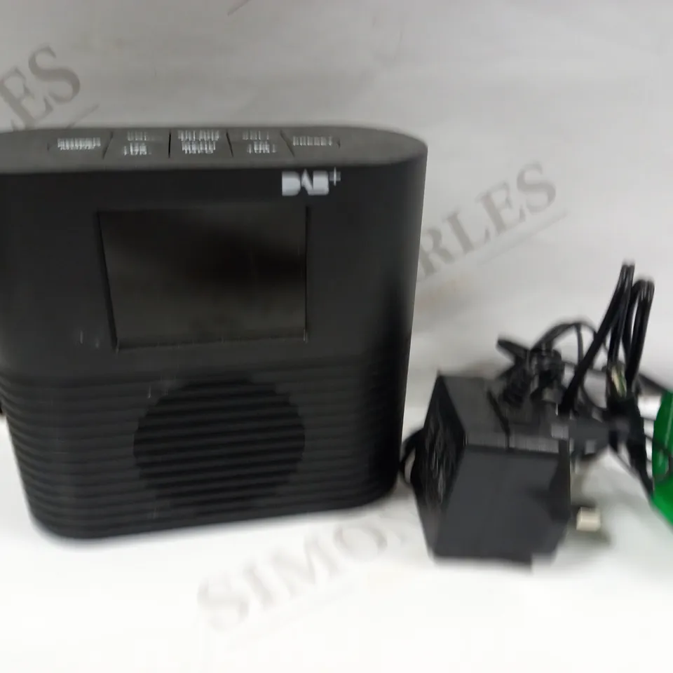 DAB+ RADIO WITH LCD COLOUR DISPLAY SCREEN