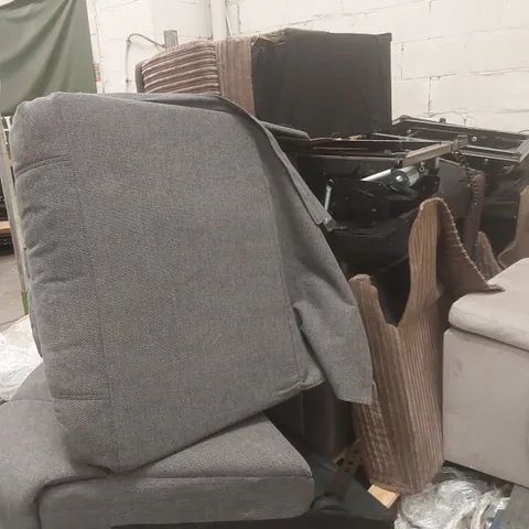 PALLET CONTAINING A LARGE QUANTITY OF ASSORTED SOFA PARTS ECT